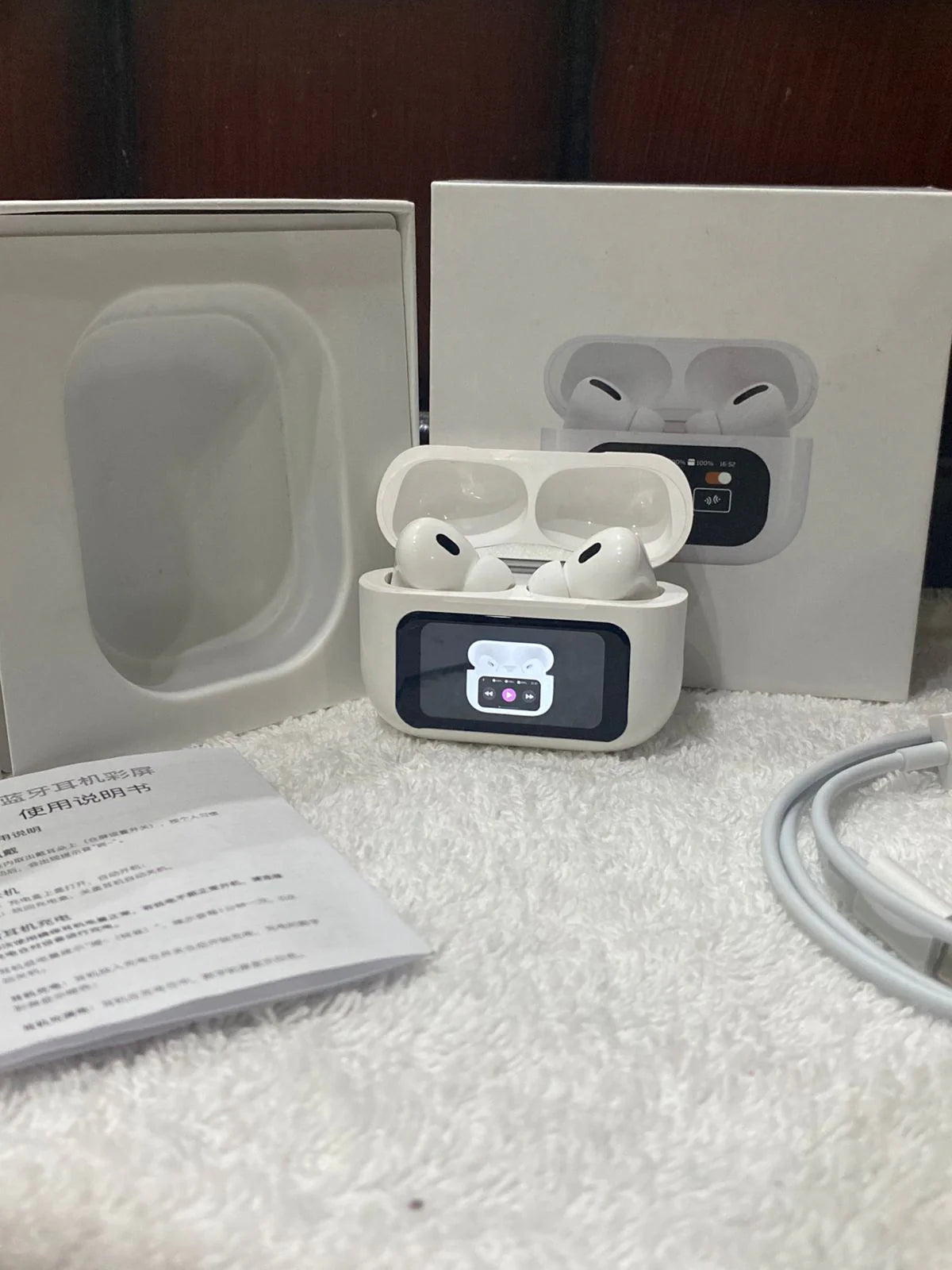 AIRPODS